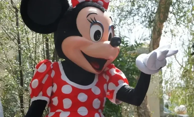 7 Disneyland Rides Set To Close Amid Busy Holiday Season