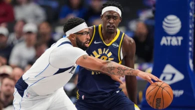 AD leaves Mavs' game vs. Pacers with sore leg
