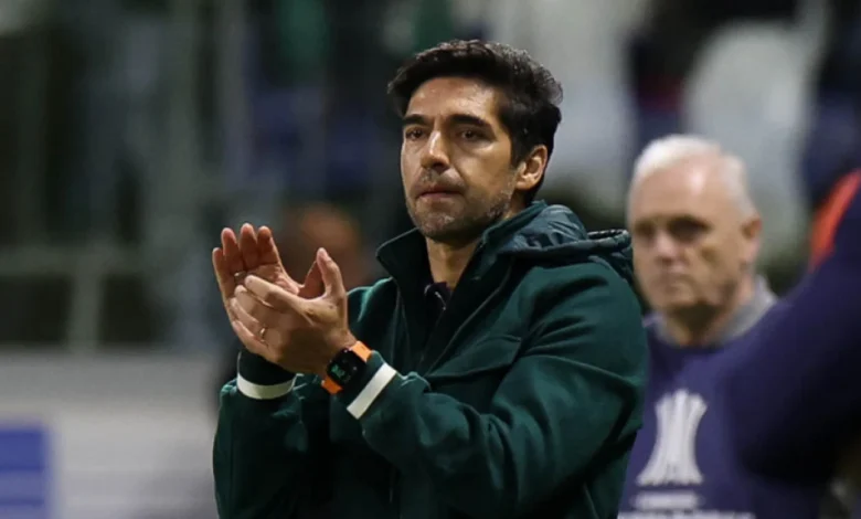 Abel reage à classificação do Palmeiras rasga elogios à atmosfera do Allianz Parque