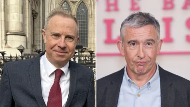 Academic who sued Steve Coogan over Richard III film says he hasn't received an apology