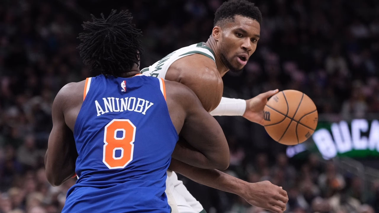 Antetokounmpo ruled out for Bucks' Thursday night game against Warriors