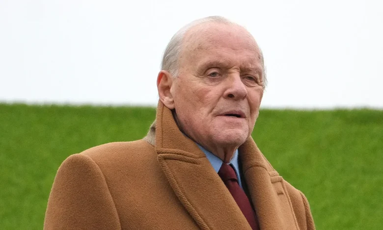 Anthony Hopkins refuses to live with resentment over relationship with estranged daughter: 'Life is painful'