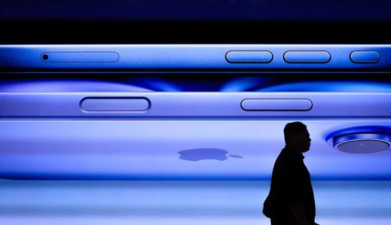 Apple is now worth $4,000,000,000,000