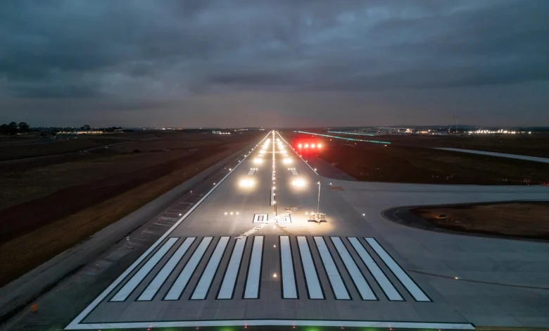 Australia: First Boeing 737 Touches Down at WSI During Training Exercise