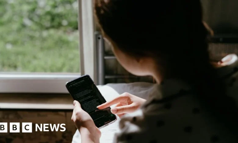 Australian girls 'hunted' by online gangs to commit violent acts