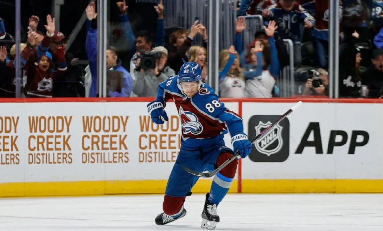Avalanche Sign Martin Necas To Eight-Year Extension