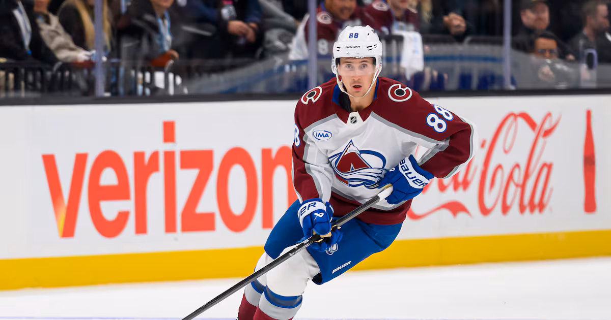 Avs sign F Necas to eight-year, $92 million contract extension