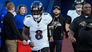 Betting Ravens-Dolphins: Lamar returns a winner with help from King Henry