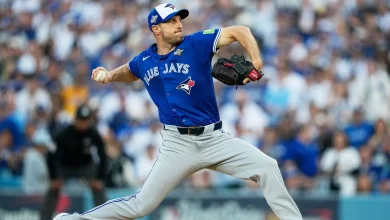 Blue Jays' Scherzer pitches into fifth inning in Game 3 of World Series