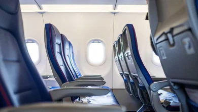 Budget airline to launch new seat where you can pay to leave the middle empty