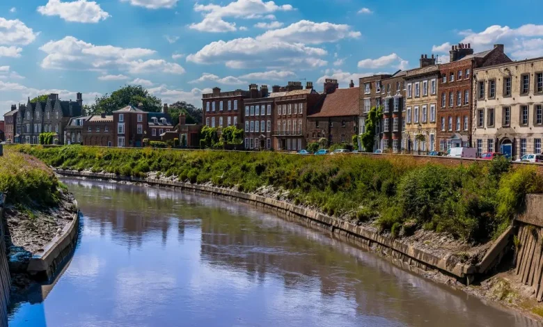 Cambridgeshire divided over two-way split