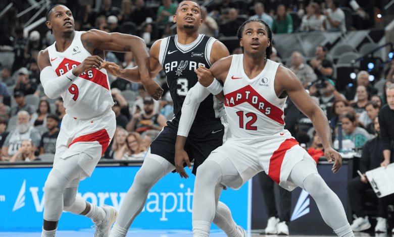 Collin Murray-Boyles scores first career points against Spurs