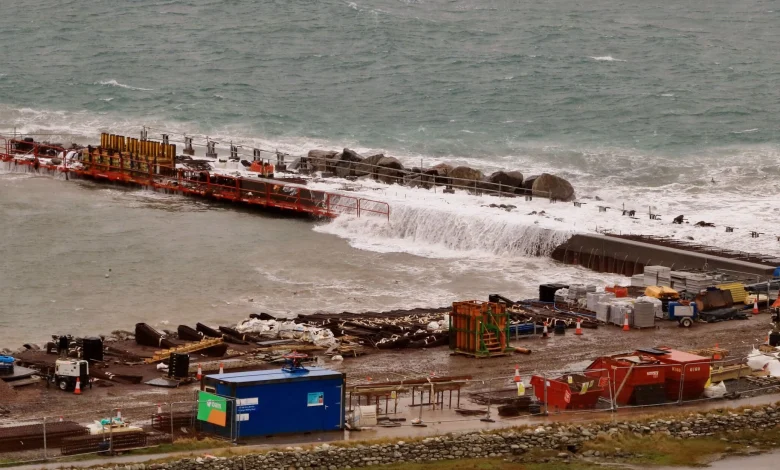 Council Storm causes damage to Grutness Pier