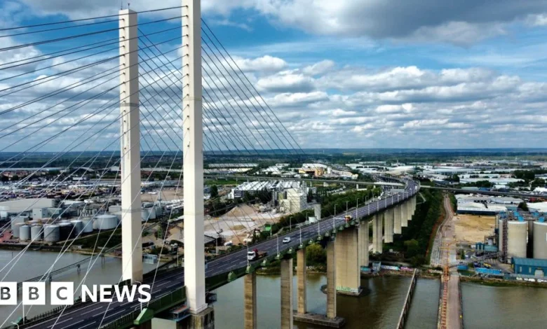 Dartford Crossing M25 bridge closes due to pedestrian