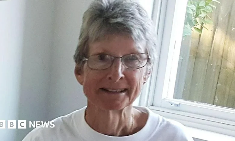 Daughter criticises Australia cruise operator after mother dies on island