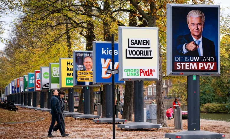 Dutch Election to Weigh a Return to the Center