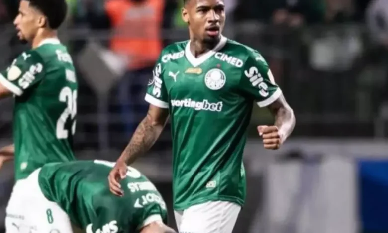 Estrela da classificação, Allan revela como ficou sabendo que seria titular pelo Palmeiras