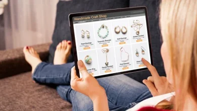 Etsy beats Q3 estimates but sees fewer buyers and sellers, names new CEO (ETSY:NYSE)