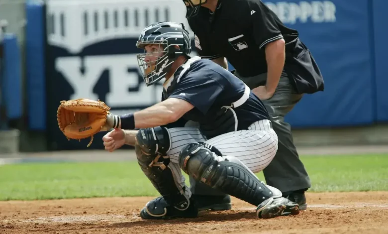 Ex-Yankees Catcher Sends Message to Team After Losing Broadcasting Job