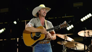 Fan Walks On Stage During Riley Green’s Performance of ‘There Was This Girl’