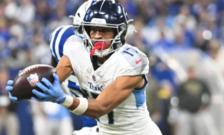 Fantasy Football Start’em, Sit’em: Chimere Dike, AJ Barner, Zach Ertz