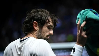 Fin de parcours pour Valentin Vacherot, battu par Félix Auger-Aliassime en quarts de finale du Rolex Paris Masters