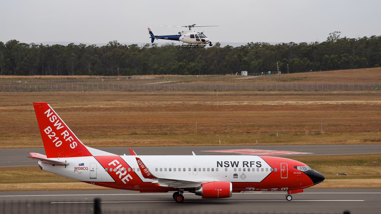 First jet lands at new Sydney airport