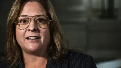 Former Manitoba premier, cabinet minister pay ethics fines after probe - Winnipeg