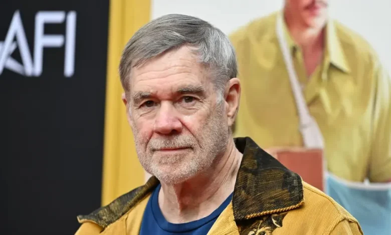 Gus Van Sant on His Comeback Film ‘Dead Man’s Wire,’ the Unintentional Movies He’s Made and Why He Still Thinks About River Phoenix All the Time