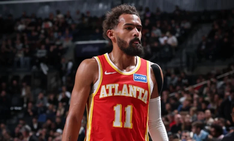 Hawks star Young exits game with knee sprain