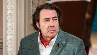 How game theory explains Jonathan Ross’s high-risk Traitors strategy