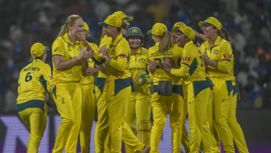 India vs Australia, World Cup semfinal: Smriti Mandhana unhappy after UltraEdge gives her out