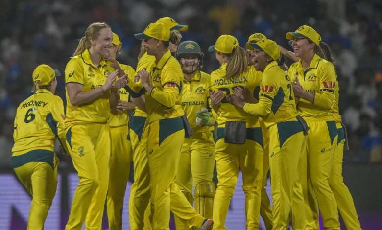 India vs Australia, World Cup semfinal: Smriti Mandhana unhappy after UltraEdge gives her out
