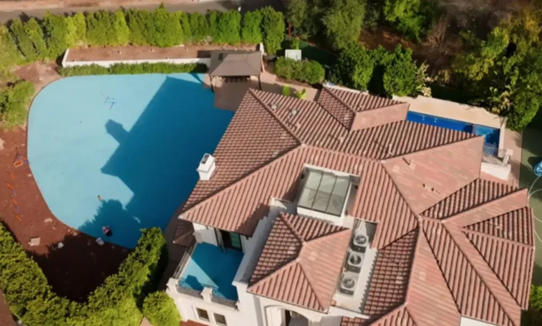 Inside JoJo Siwa’s $4M LA mansion with bejewelled piano & fish tank table