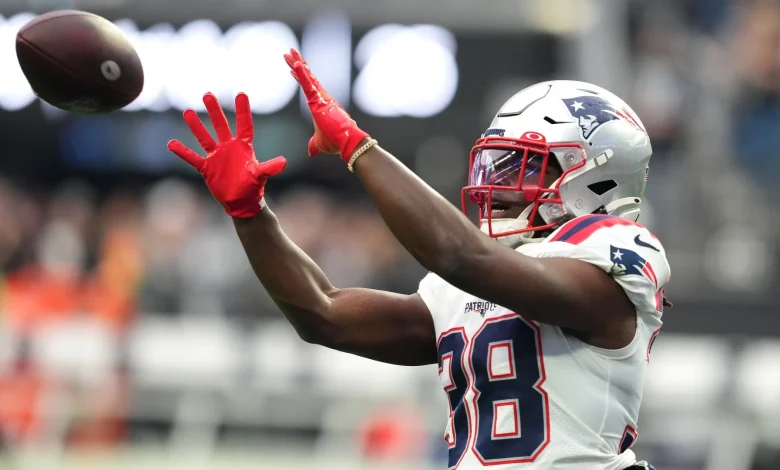 Jeff Ulbrich Raves About Rhamondre Stevenson Ahead Of Falcons-Patriots