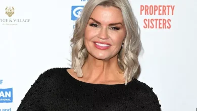 Kerry Katona reveals kiss with Robbie Williams in latest tour bombshell