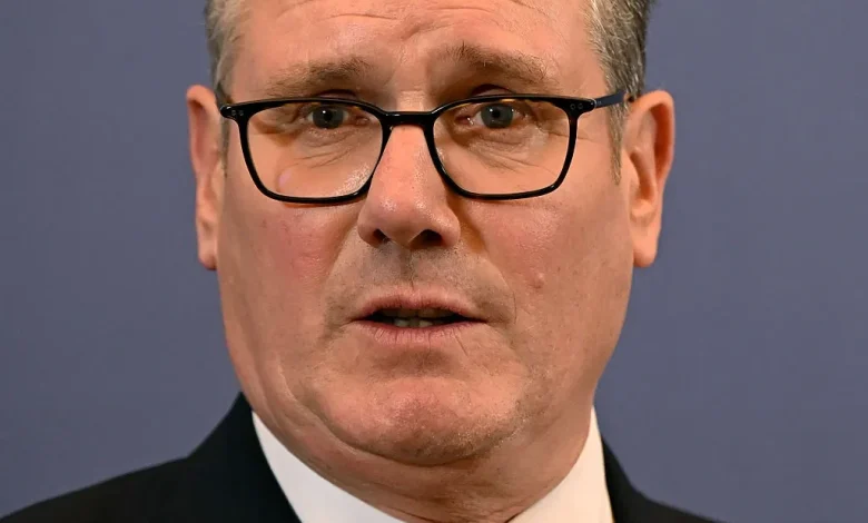 Labour polls at record low