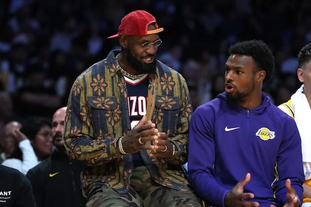 Lakers Rumors: LeBron James’ Rehab ‘Moving In Right Direction’