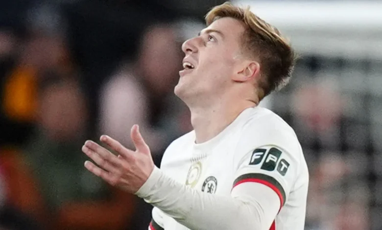 Liam Delap: Enzo Maresca slams Chelsea striker for 'stupid and embarrassing' red card in victory over Wolves