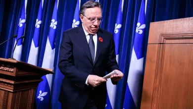Loi 2 sur les médecins | Carmant part, Legault fonce