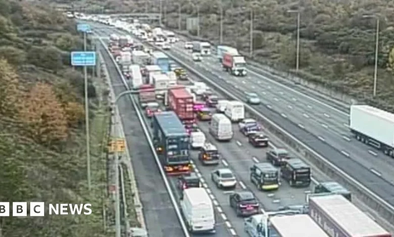 M25 collision and vehicle fire causes congestion in Essex