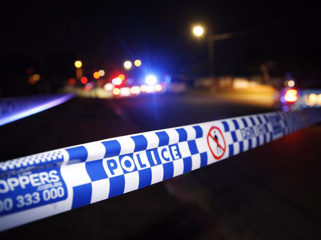 Major Brisbane motorway shut down after serious crash