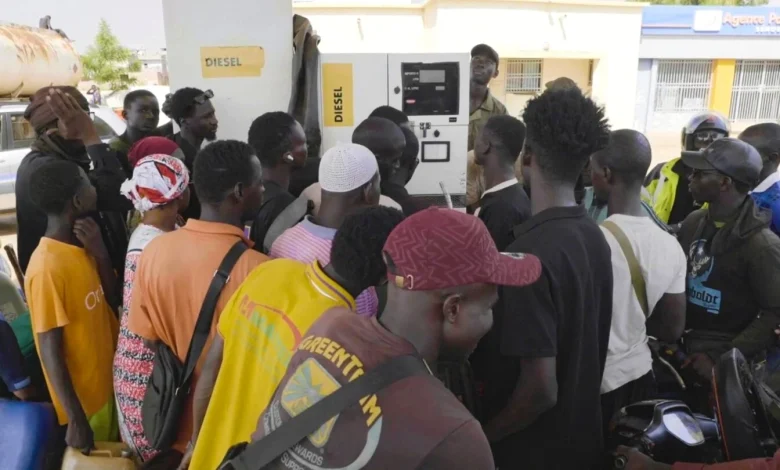 Mali is squeezed as militants enforce an unusual blockade on fuel