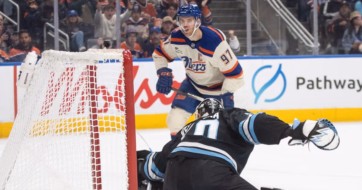 McDavid helps Oilers cool off hot Mammoth