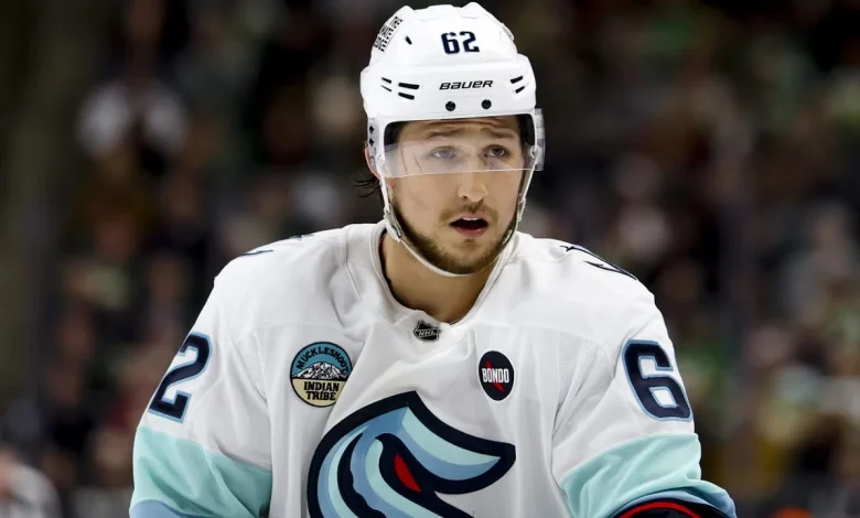 Montour returns for Kraken after brother dies of ALS