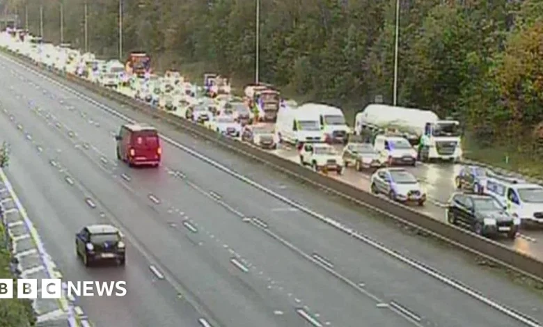 Multi-vehicle crash causes M62 Greater Manchester rush hour woes