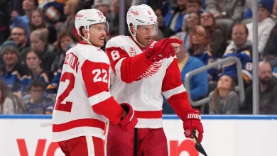 NHL Roundup: All 32 teams hit the ice