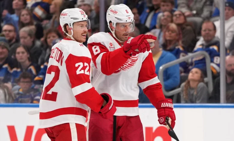 NHL Roundup: All 32 teams hit the ice