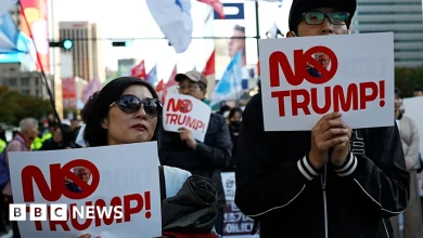 "No Trump! No China!": Caught in middle, South Korea hosts rival superpowers