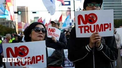 "No Trump! No China!": Caught in middle, South Korea hosts rival superpowers